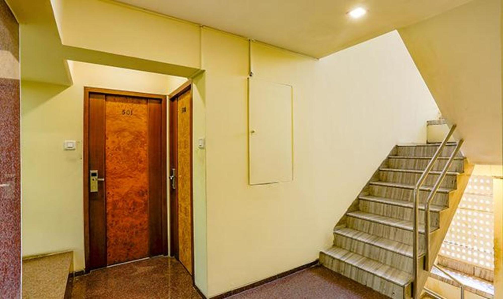 Fabexpress Jayshree - Nr Mumbai International Airport Hotel Exterior photo